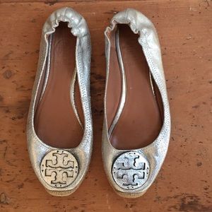 Tory Burch Silver Reva Espadrilles Size 7 READ